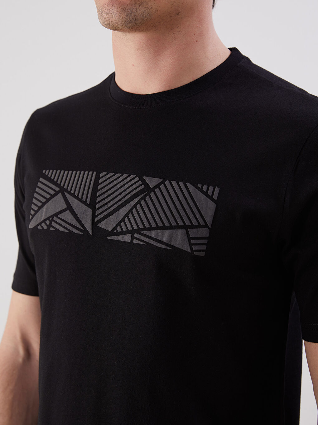 LCWAIKIKI Classic Crew Neck Printed Jersey Men's T-Shirt -W53300Z8-CVL