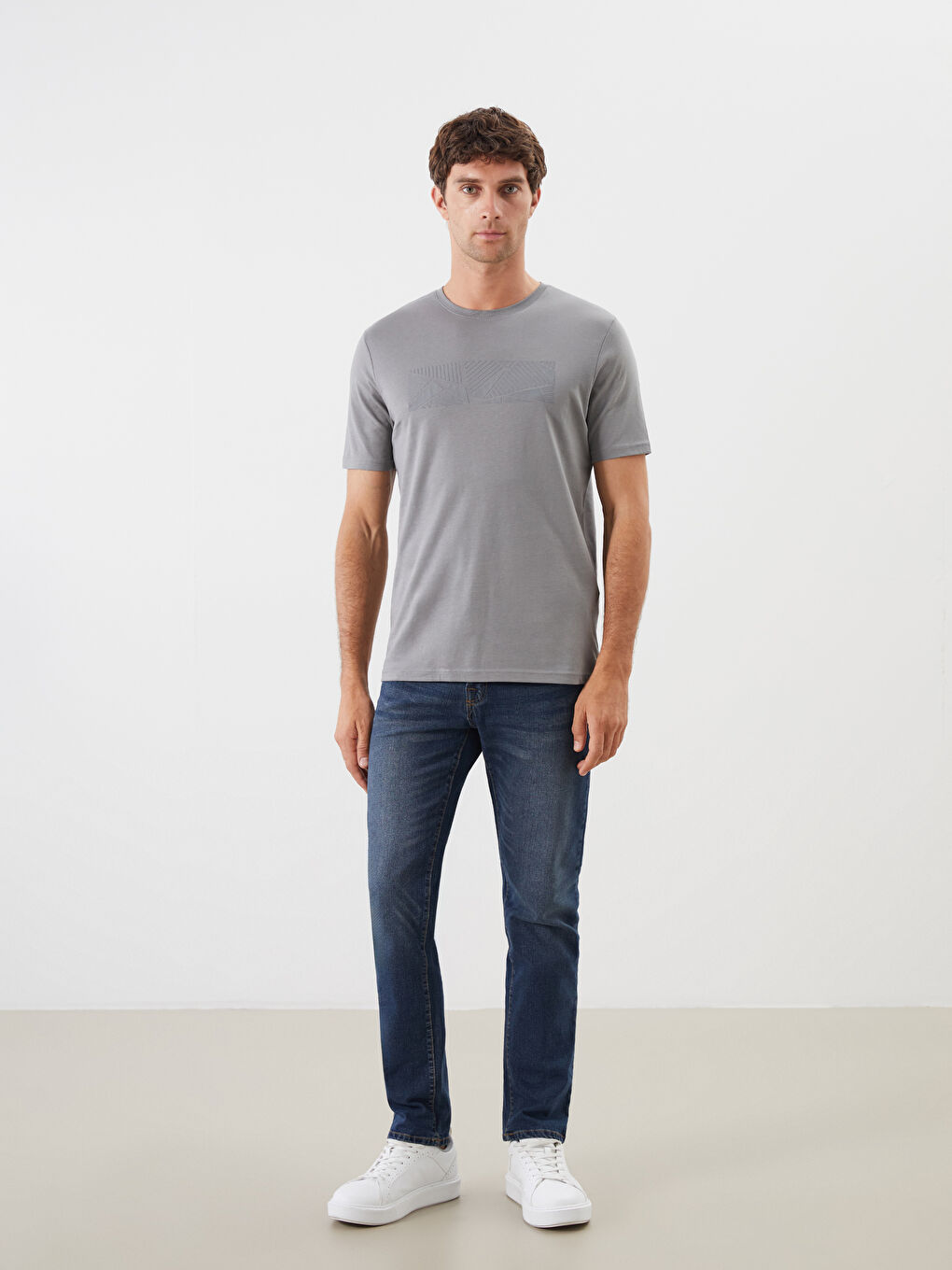 LCWAIKIKI Classic Crew Neck Printed Jersey Men's T-Shirt -W53300Z8-YLT