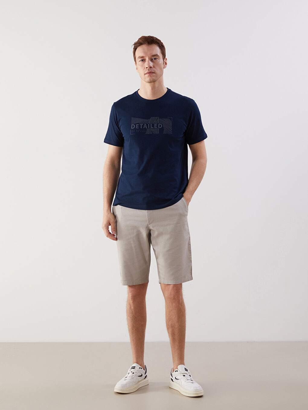 LCWAIKIKI Classic Crew Neck Printed Men's T-Shirt -W53302Z8-DWP