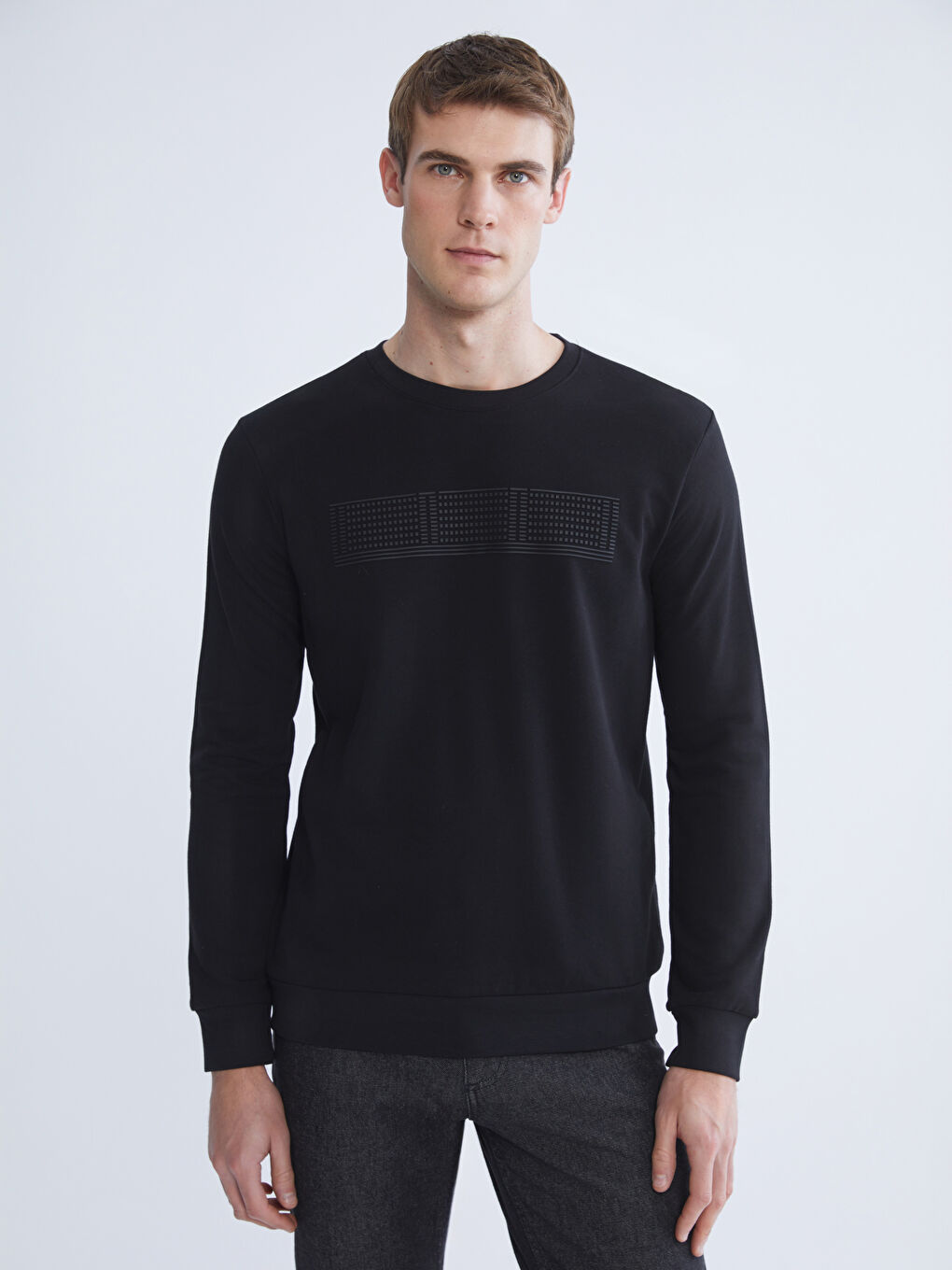 Crew Neck Long Sleeve Printed Men's Sweatshirt-1