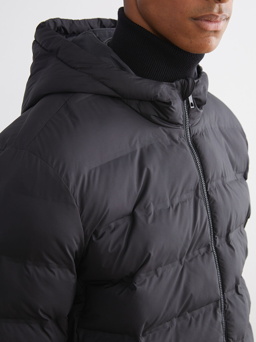 Standard Fit Hooded Men's Puffer Coat-2