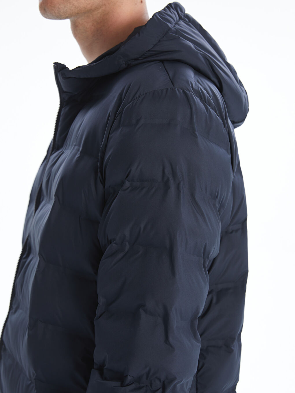 Standard Fit Hooded Men's Puffer Coat-2