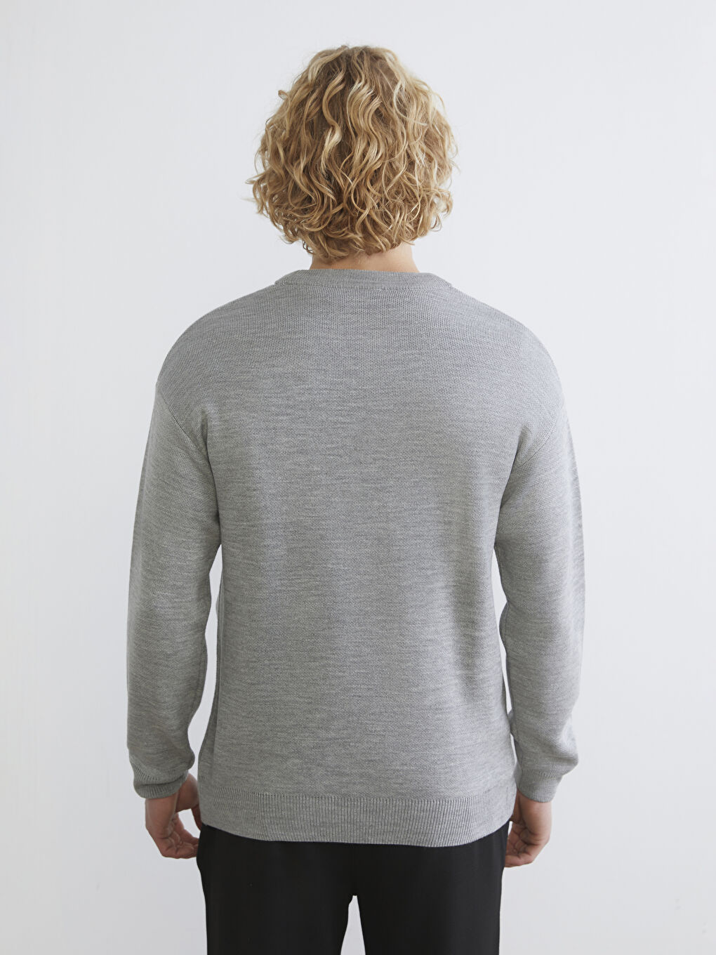 Crew Neck Long Sleeve Men's Tricot Sweater-3