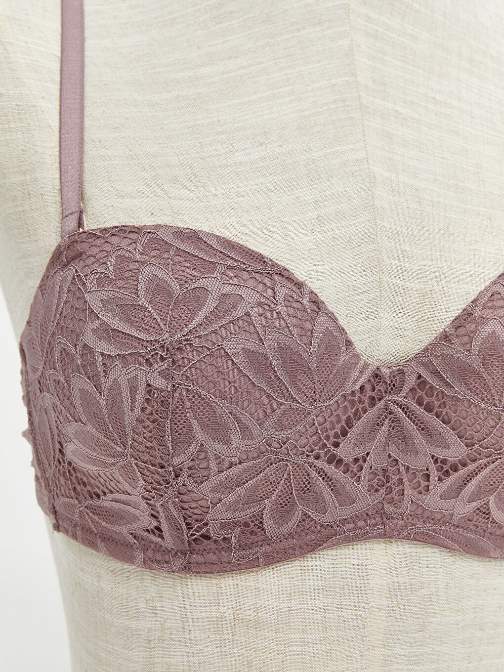 Бюстгальтер Без Наполнителя Кружевной Без Бретелек На Косточках-2