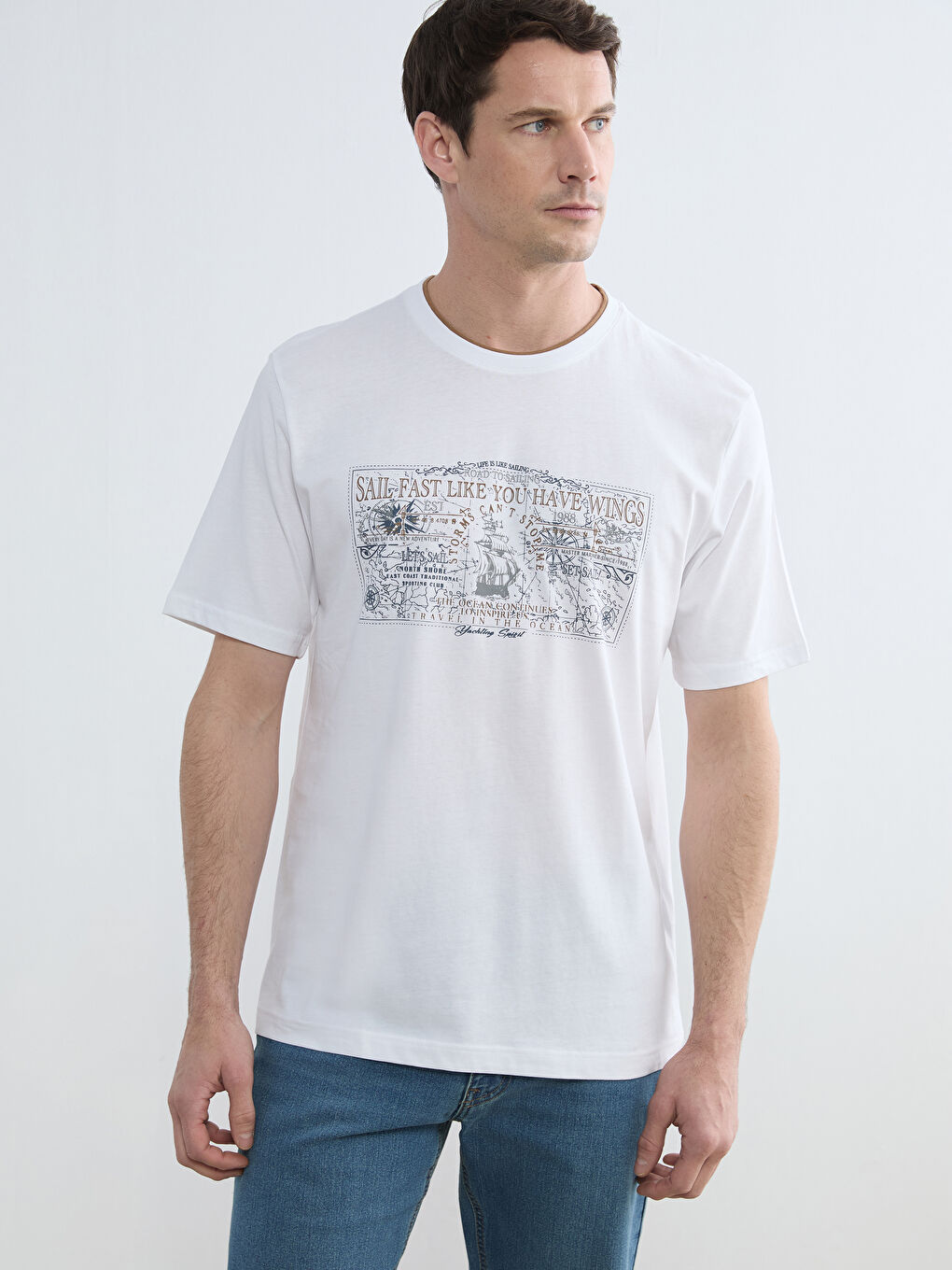 تيشيرت رجالي ياقة دائرية مطبوع جيرسي