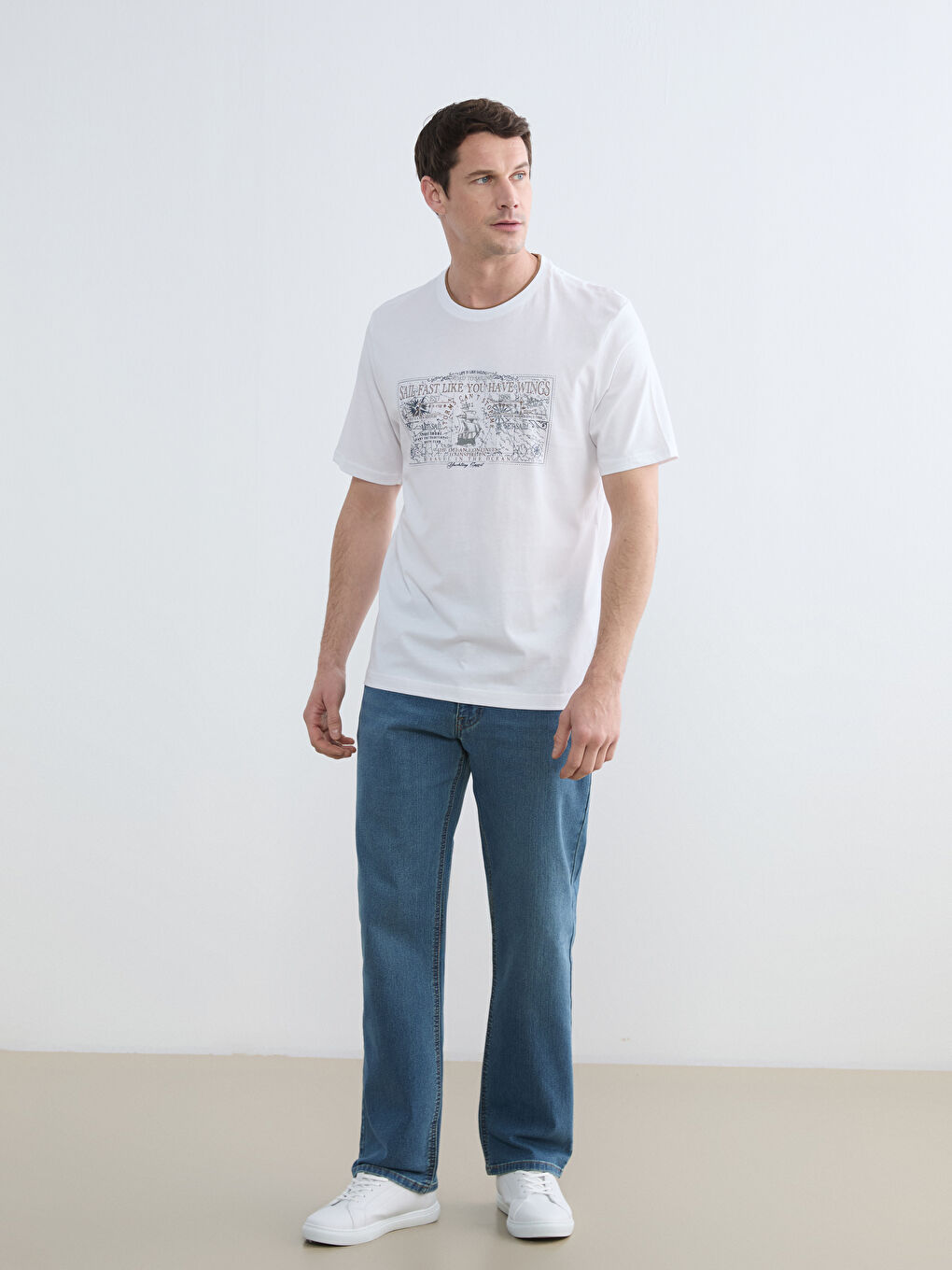 تيشيرت رجالي ياقة دائرية مطبوع جيرسي-1