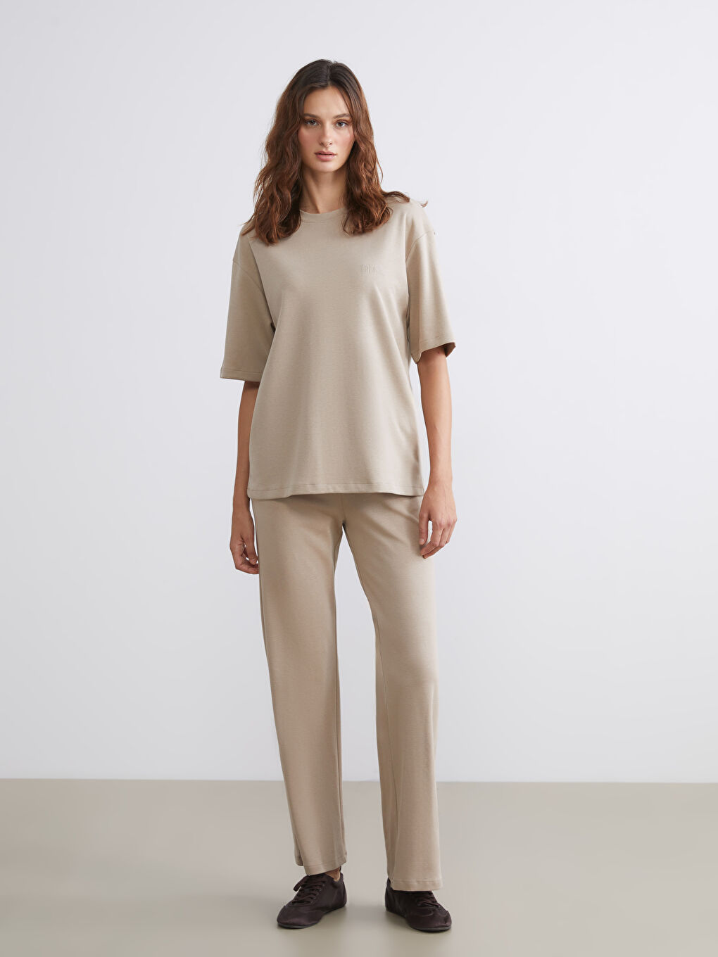 LCW Vision Women's Sweatpants with Elastic Waist -W53376Z8-QZT