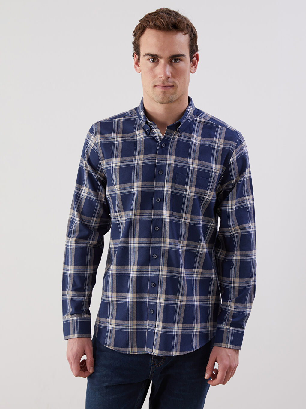 LCWAIKIKI Classic Regular Fit Long Sleeve Plaid Gabardine Men's Shirt -W53398Z8-LKQ