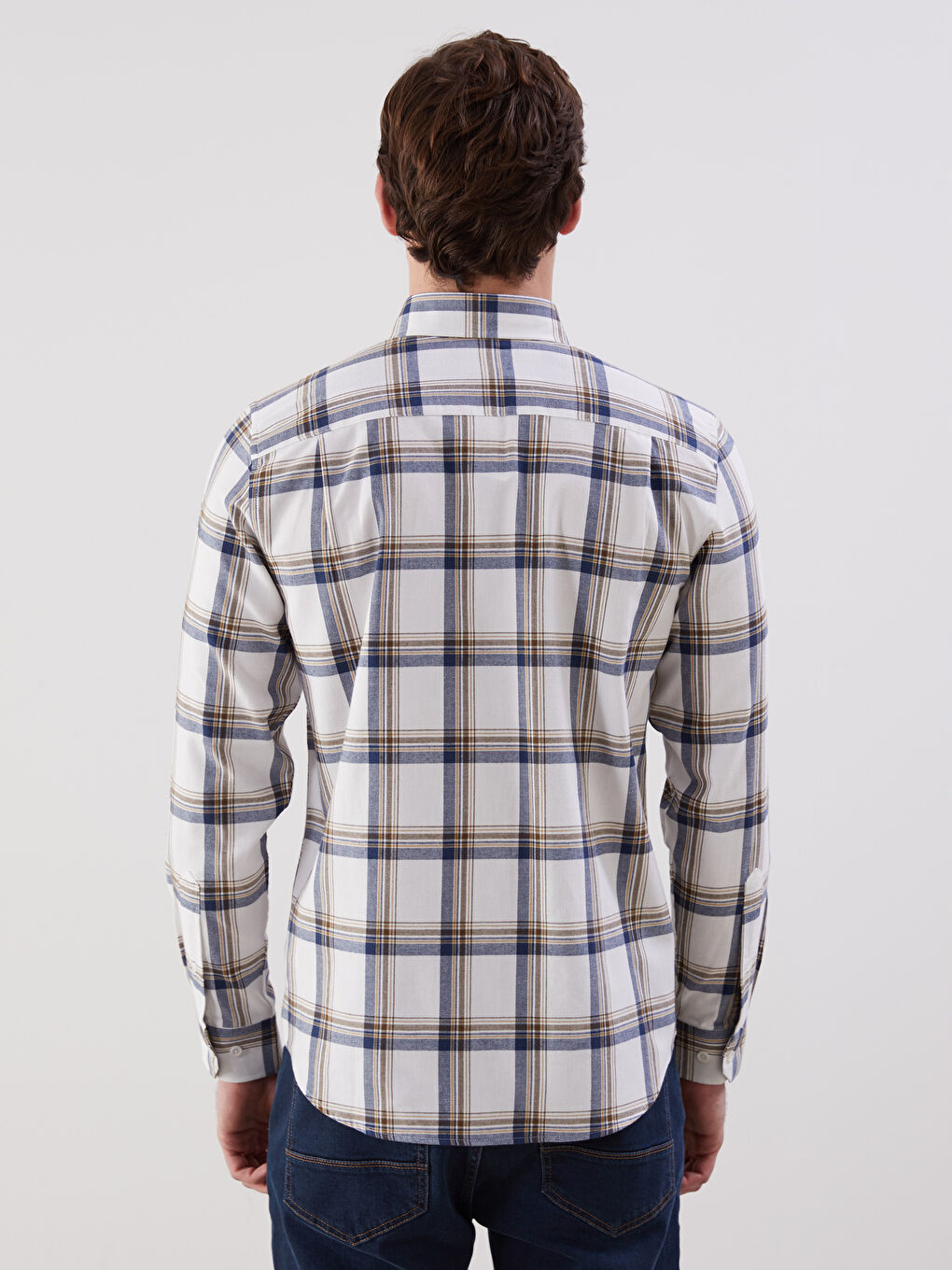 LCWAIKIKI Classic Regular Fit Long Sleeve Plaid Gabardine Men's Shirt -W53398Z8-SZ4