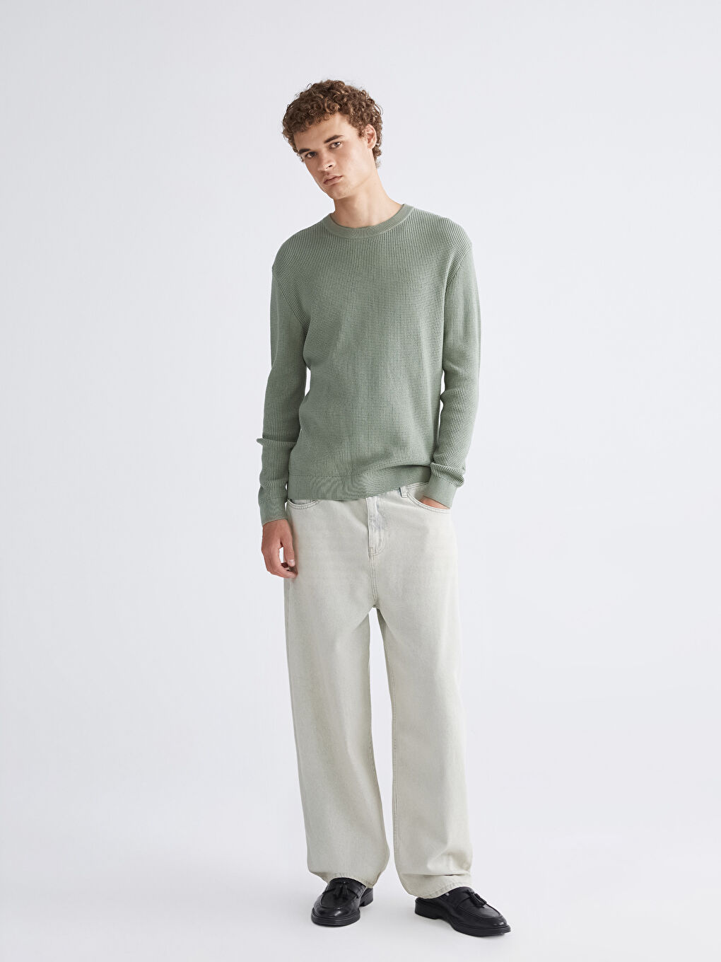 Crew Neck Men's Sweater-1