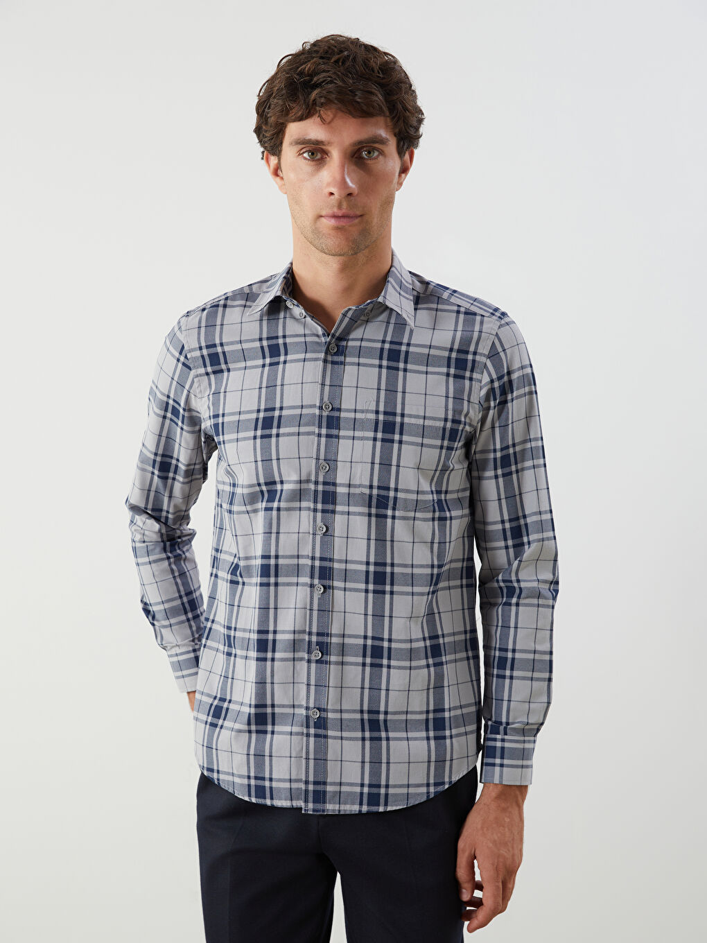 LCWAIKIKI Classic Regular Fit Long Sleeve Plaid Dobby Fabric Men's Shirt -W53407Z8-LMK