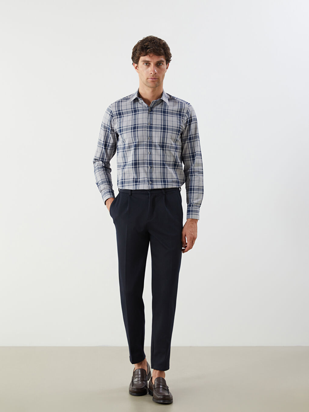 LCWAIKIKI Classic Regular Fit Long Sleeve Plaid Dobby Fabric Men's Shirt -W53407Z8-LMK