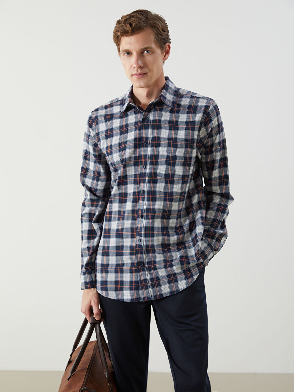 LCWAIKIKI Classic Regular Fit Long Sleeve Plaid Men's Shirt -W53408Z8-LMK