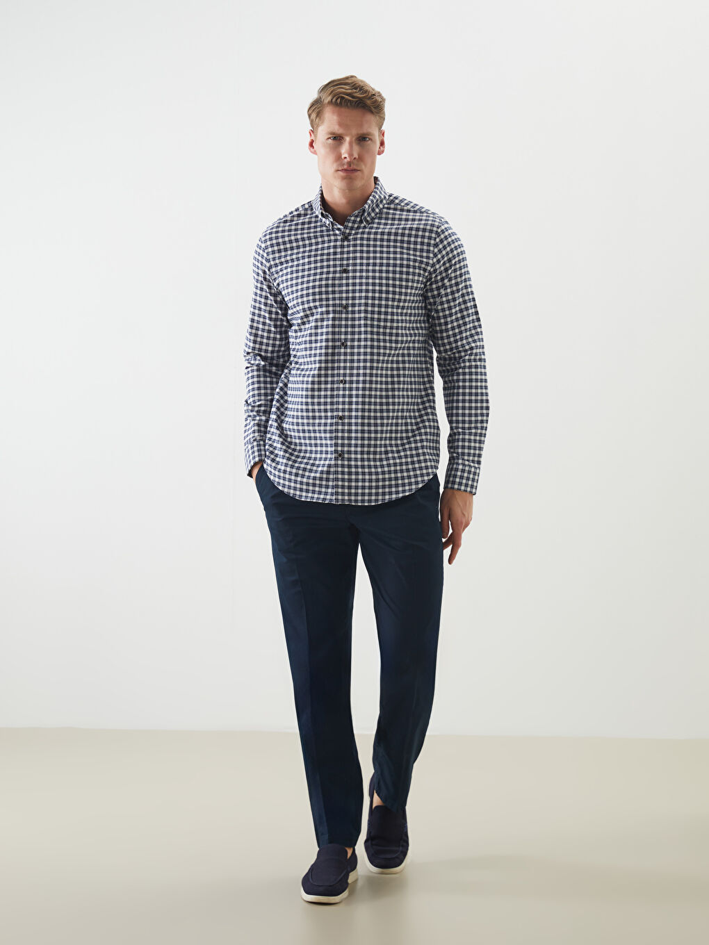LCWAIKIKI Classic Regular Fit Long Sleeve Plaid Oxford Men's Shirt -W53415Z8-LN6