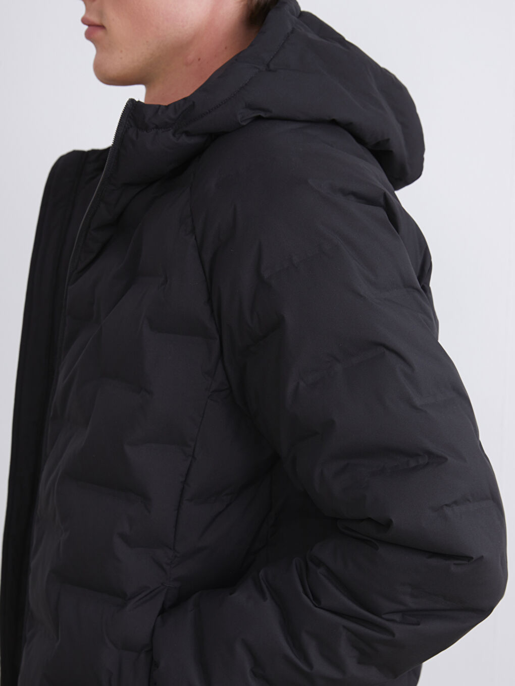 Siyah Slim Fit Kapüşonlu Erkek Şişme Mont-2