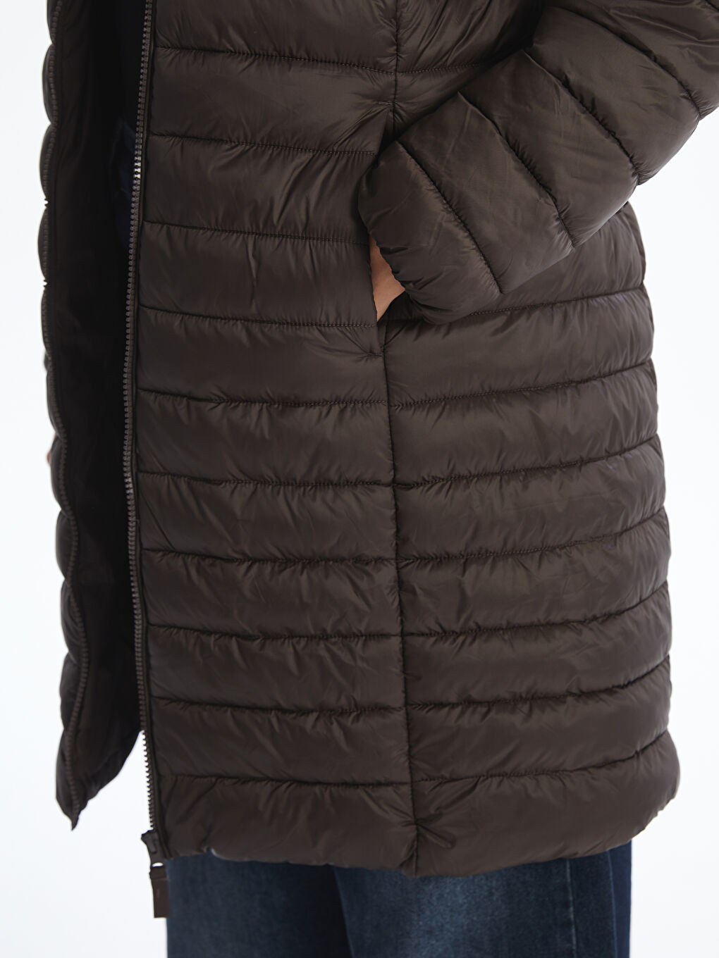 Kahverengi Kapüşonlu Kadın Şişme Mont-3