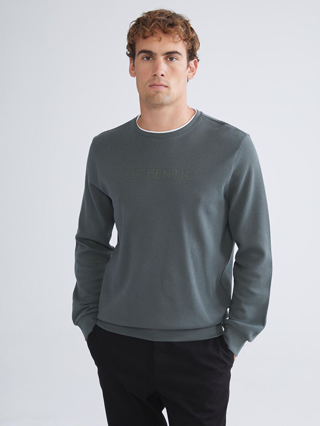 Crew Neck Long Sleeve Printed Men's Sweatshirt-1