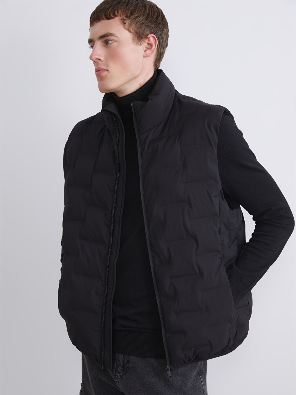 Siyah Standart Kalıp Dik Yaka Erkek Şişme Yelek