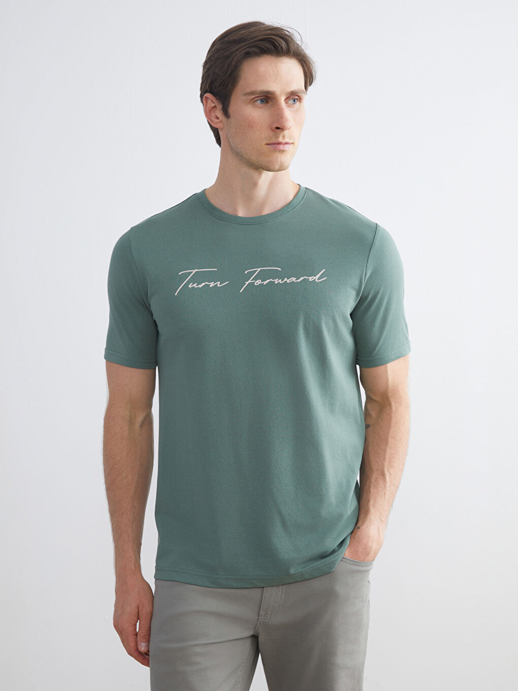 LCWAIKIKI Classic Crew Neck Printed Men's T-Shirt -W53545Z8-GQQ