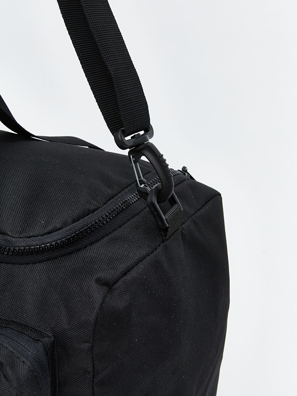 Multi-Compartment Men's Gym Bag-6