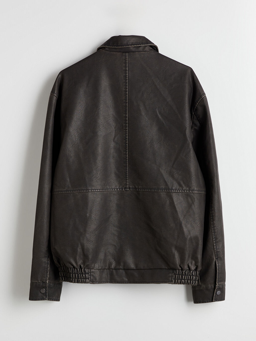 Siyah Rahat Kalıp Gömlek Yaka Erkek Deri Görünümlü Ceket-7