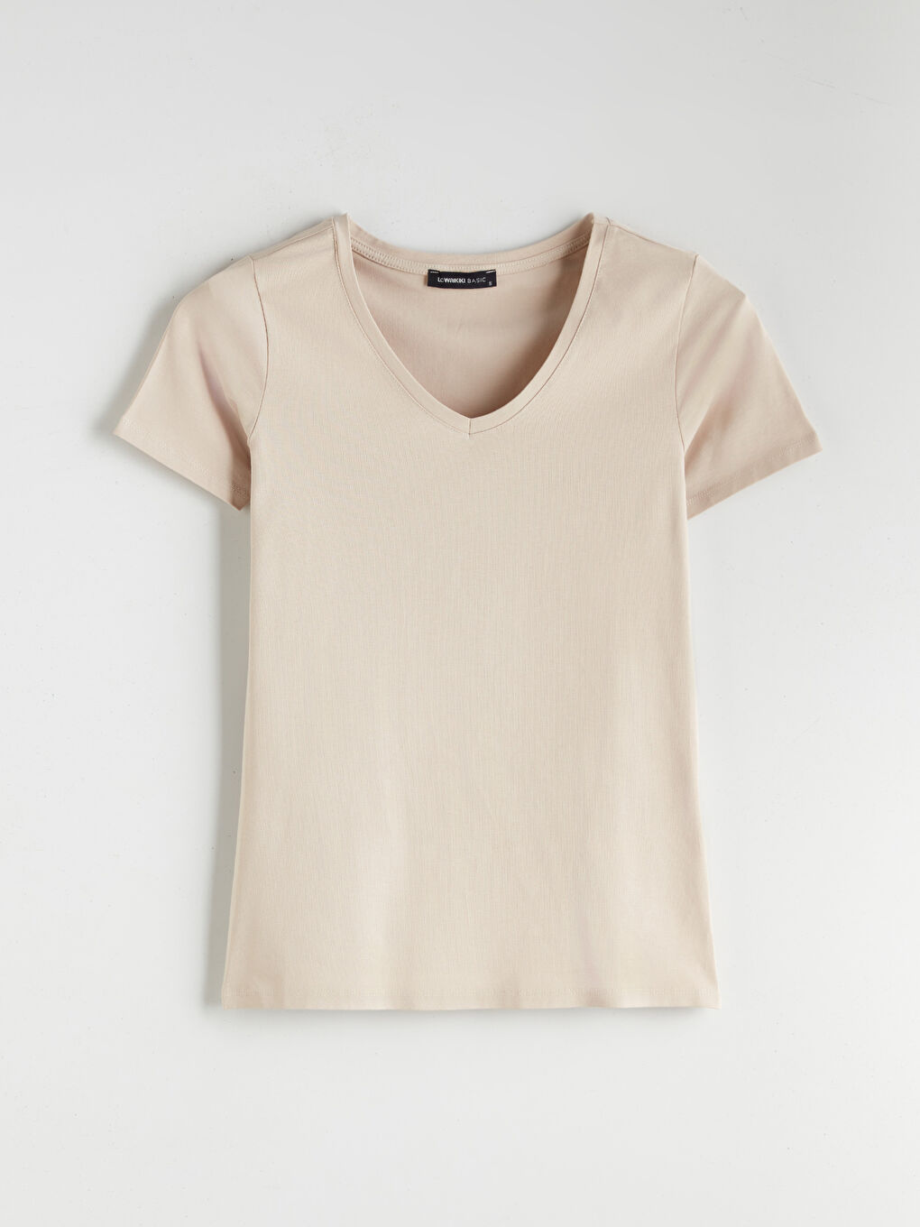 Bej V Yaka Kadın Tişört-4