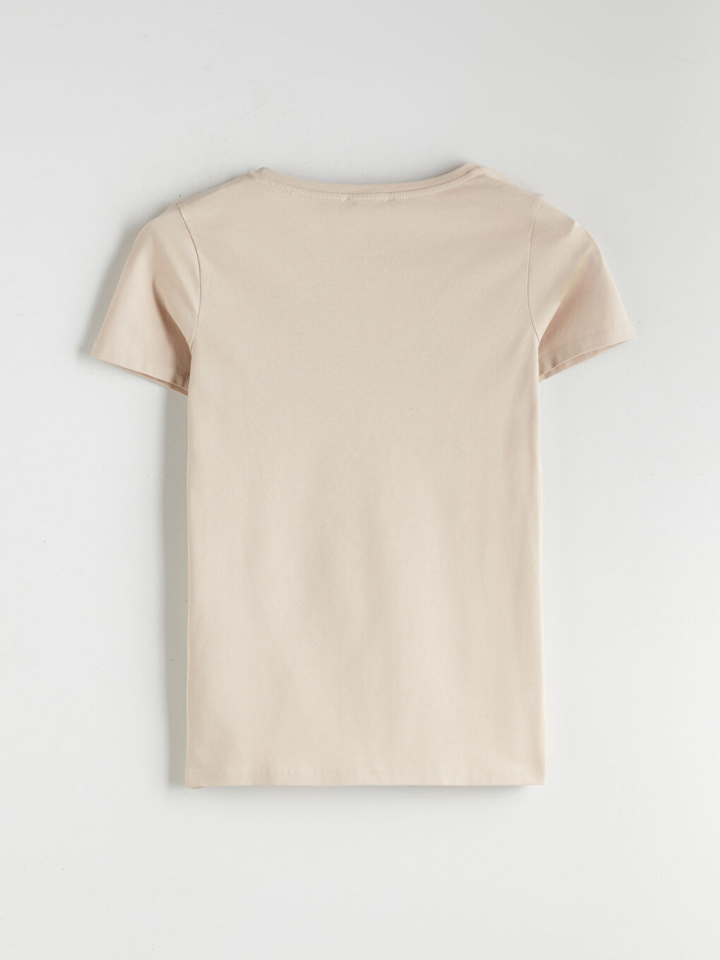 Bej V Yaka Kadın Tişört-5