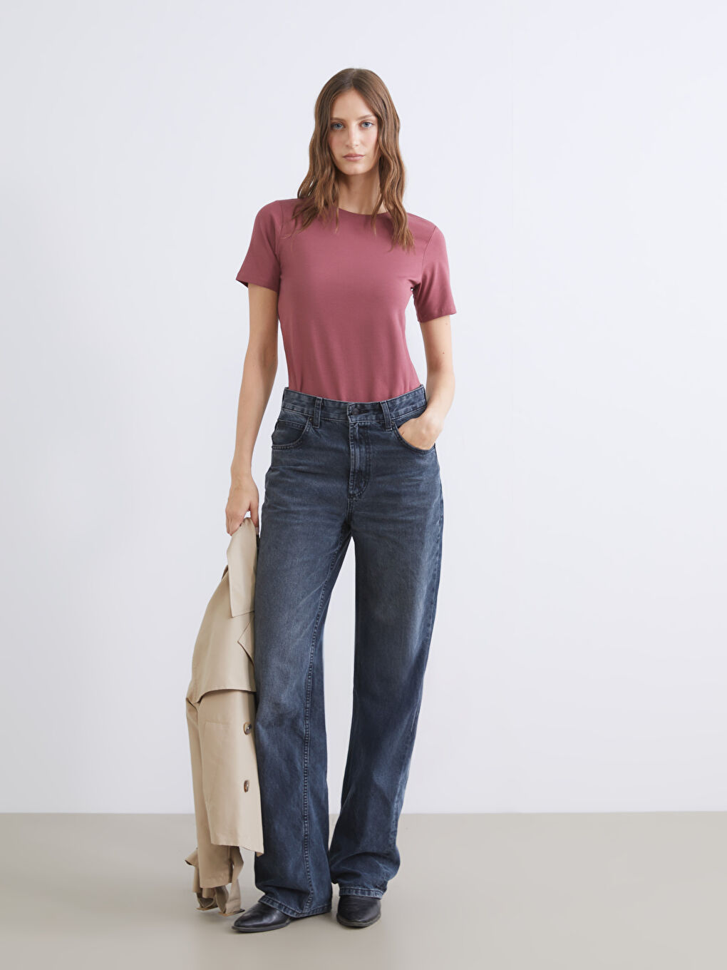 Pembe Bisiklet Yaka Kadın Tişört-1