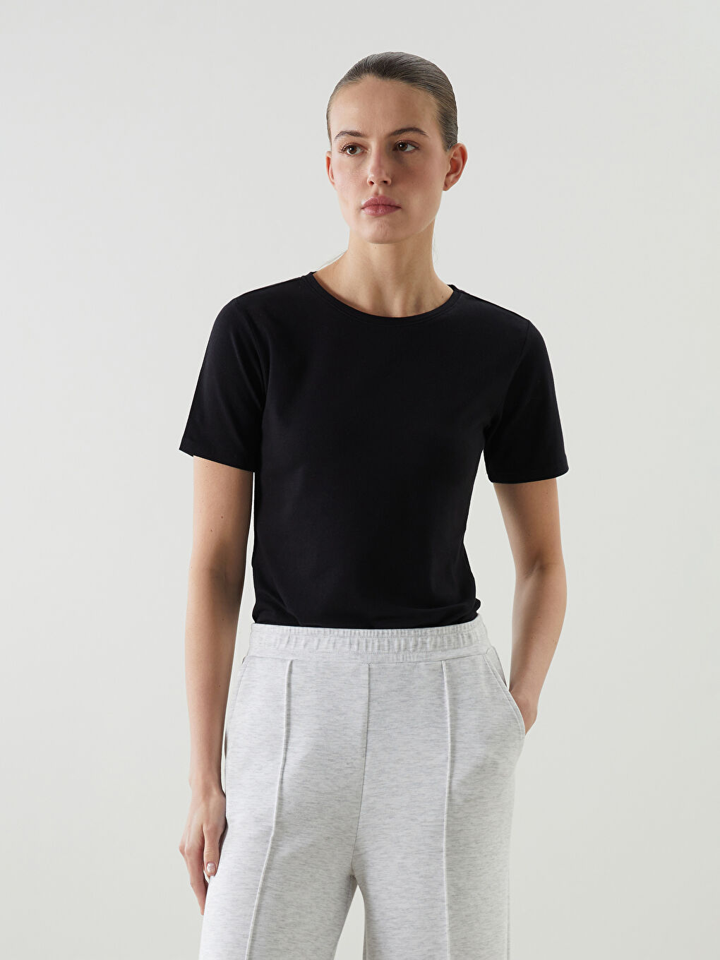 LCWAIKIKI Classic Woman BLACK T-Shirt -W53664Z8-CVL