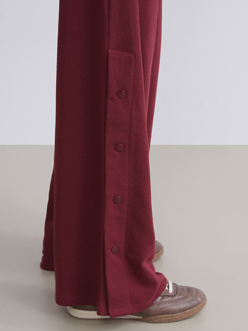 Bordo Bisiklet Yaka New York Baskılı Kadın Pijama Takımı-2