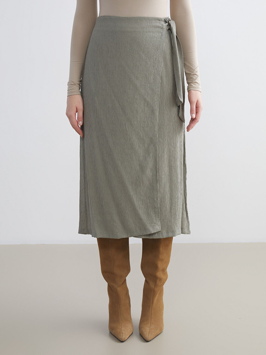 LCWAIKIKI Classic Woman KHAKI Skirt -W53735Z8-Z6Y