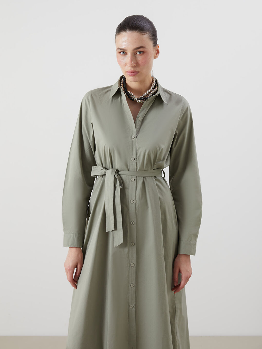 LCWAIKIKI Classic Waistband Poplin Shirt Dress -W53737Z8-CRR