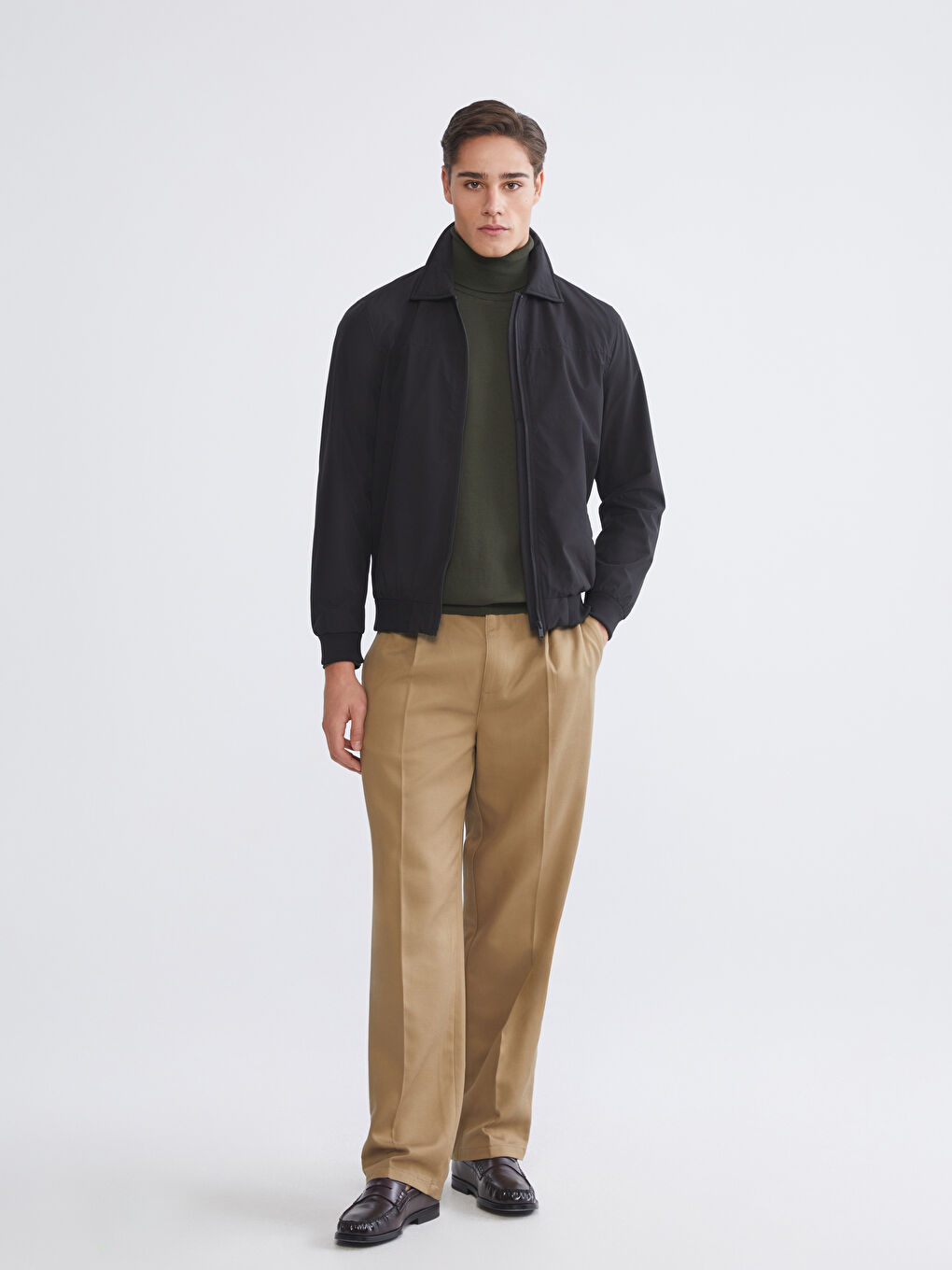 Siyah Standart Kalıp Gömlek Yaka Erkek Mont-1