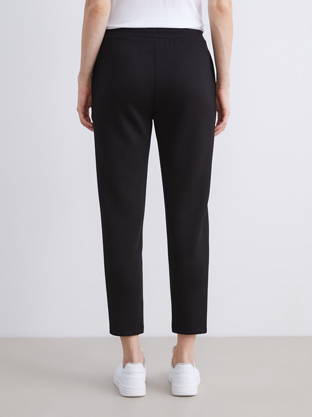 LCW Vision Women's Sweatpants with Elastic Waist -W53768Z8-CVL