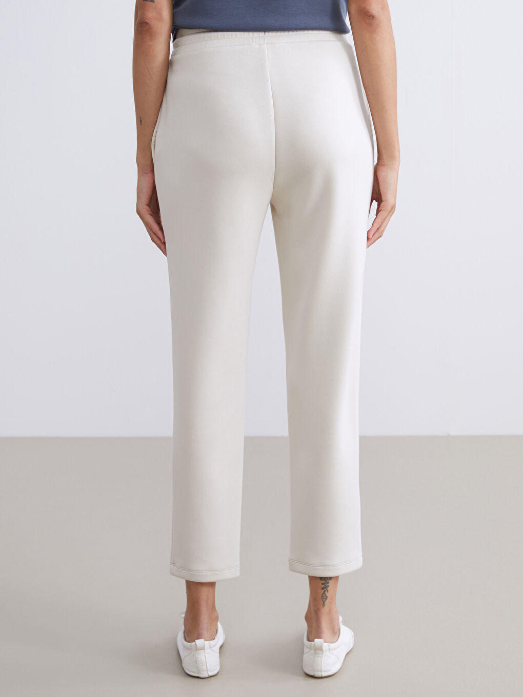 LCW Vision Women's Sweatpants with Elastic Waist -W53768Z8-G5M