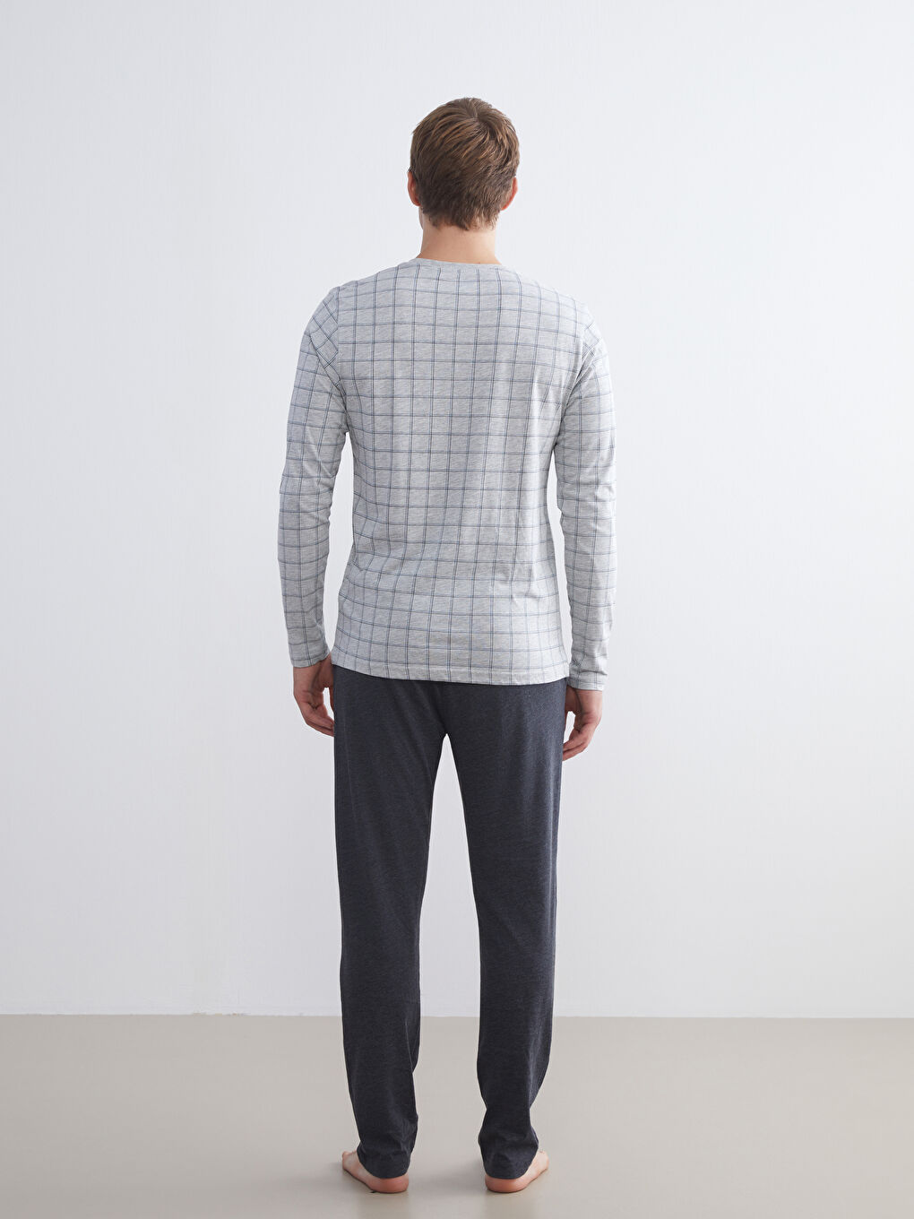 LC WAIKIKI Regular Fit Men's Pyjama Set -W53771Z8-998