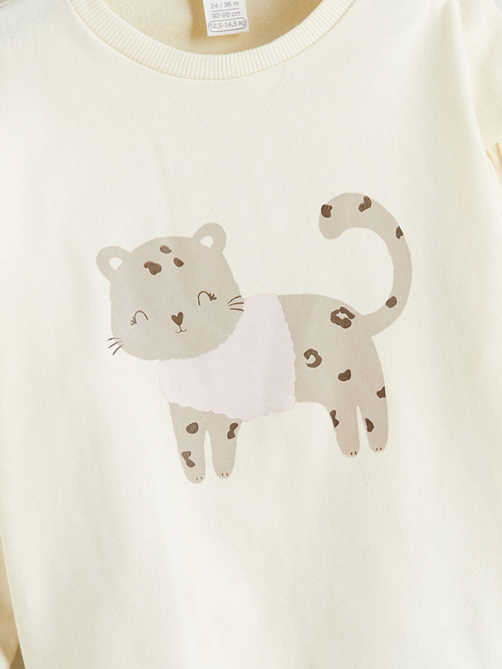 سويت شيرت و بنطلون ضيق مطبوع بياقة دائرية لبنات رضع - طقم من قطعتين-2