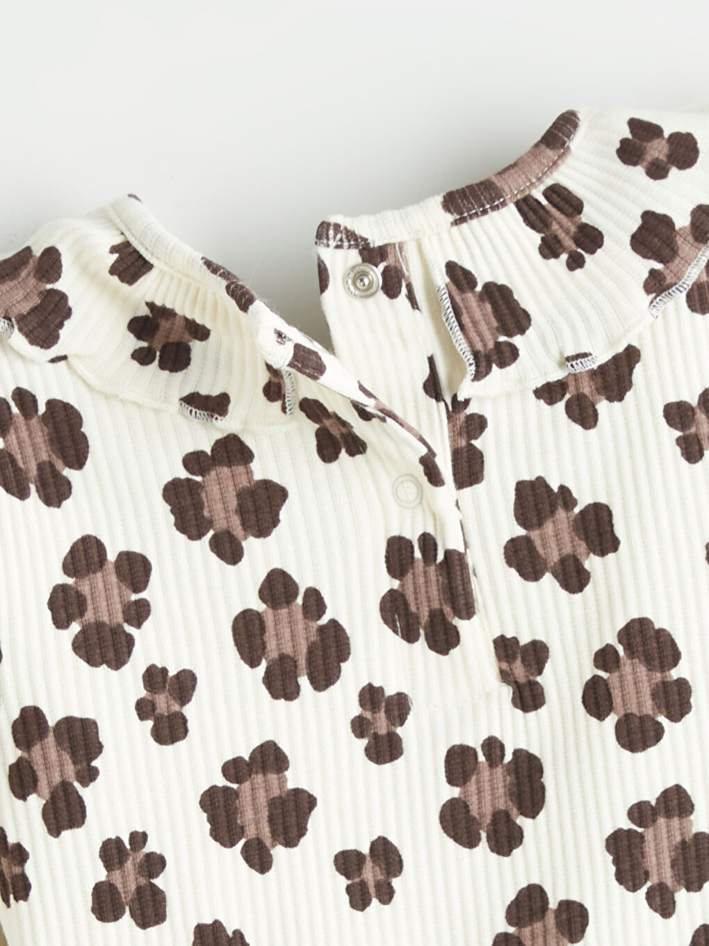 Ekru Bisiklet Yaka Çiçekli Kız Bebek Tişört ve Tayt 2'li Takım-2