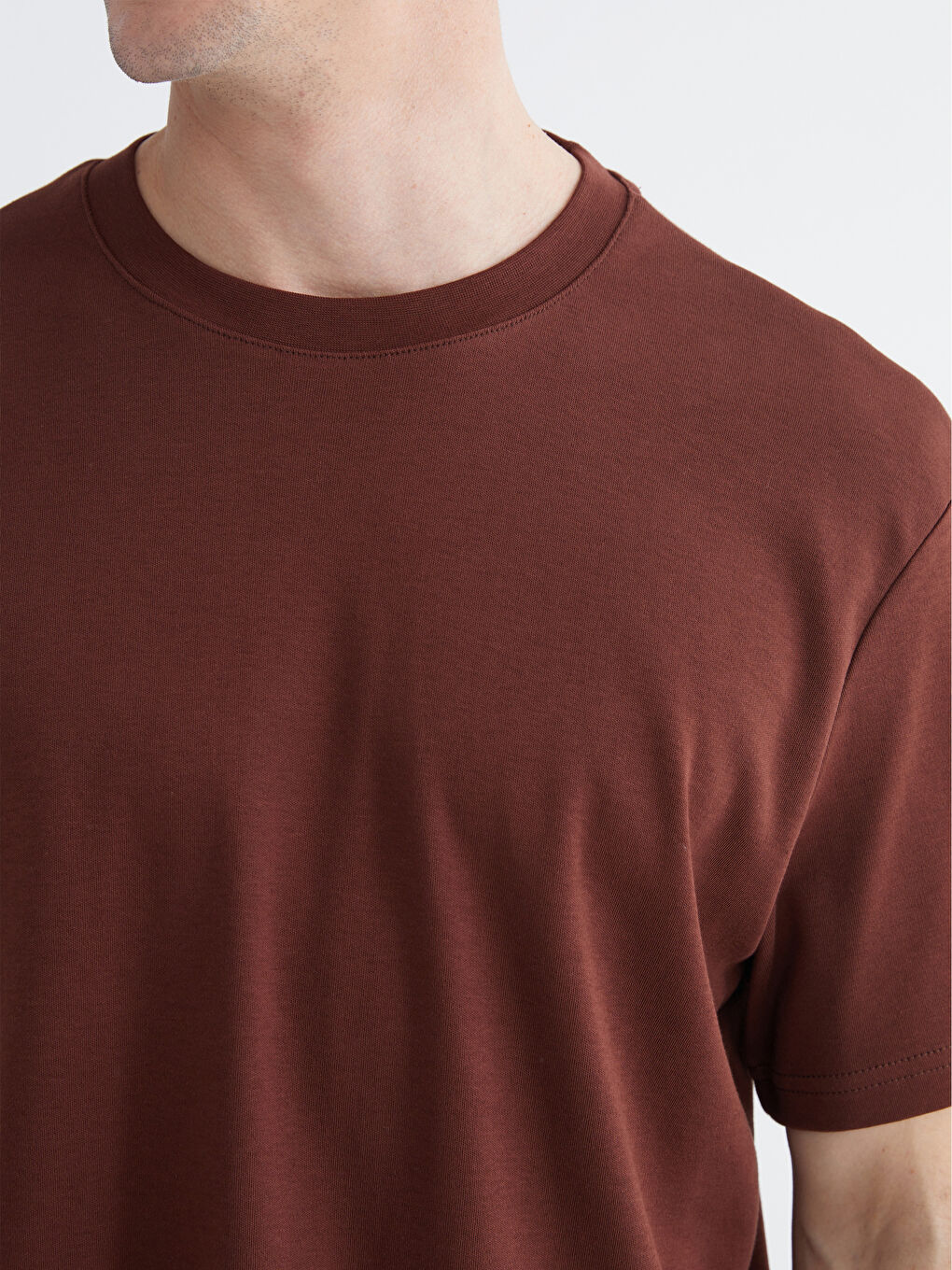 تي شيرت رجالي بكم قصير وكول مدور-2