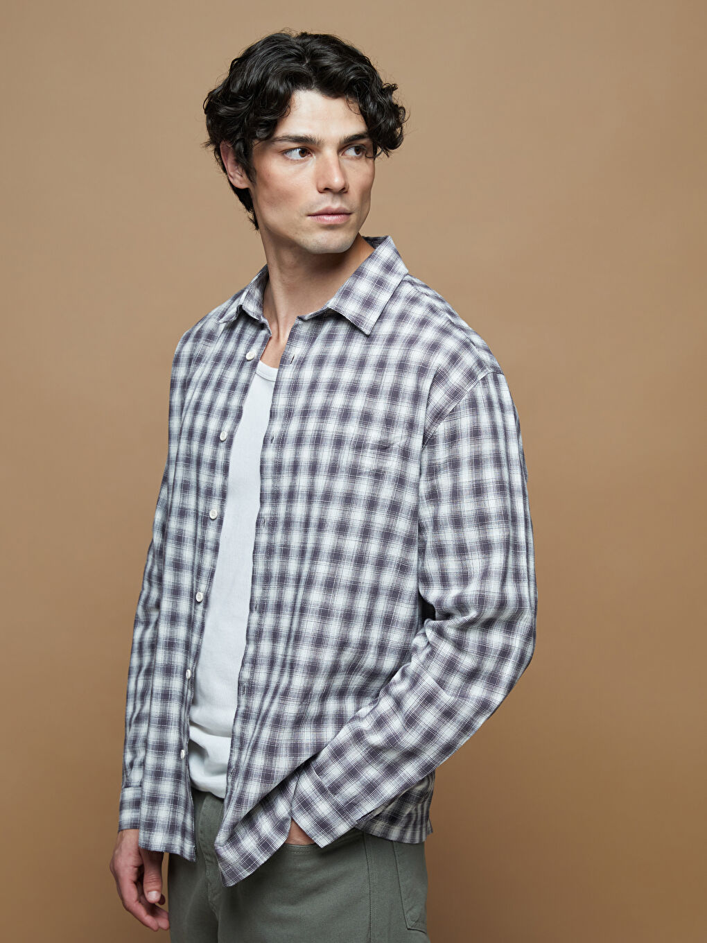 Regular Fit Long Sleeve Plaid Men's Shirt-1