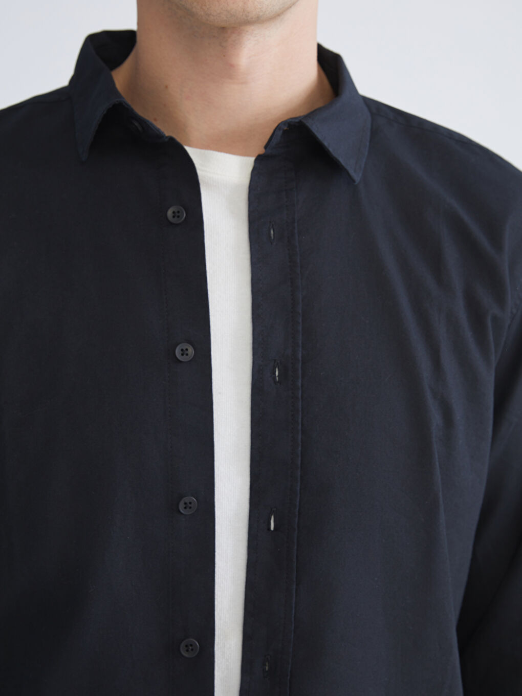 Siyah Regular Fit Uzun Kollu Gabardin Erkek Gömlek-2