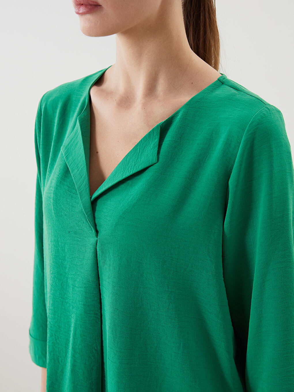 LCWAIKIKI Classic Woman GREEN Blouse -W54114Z8-GRE