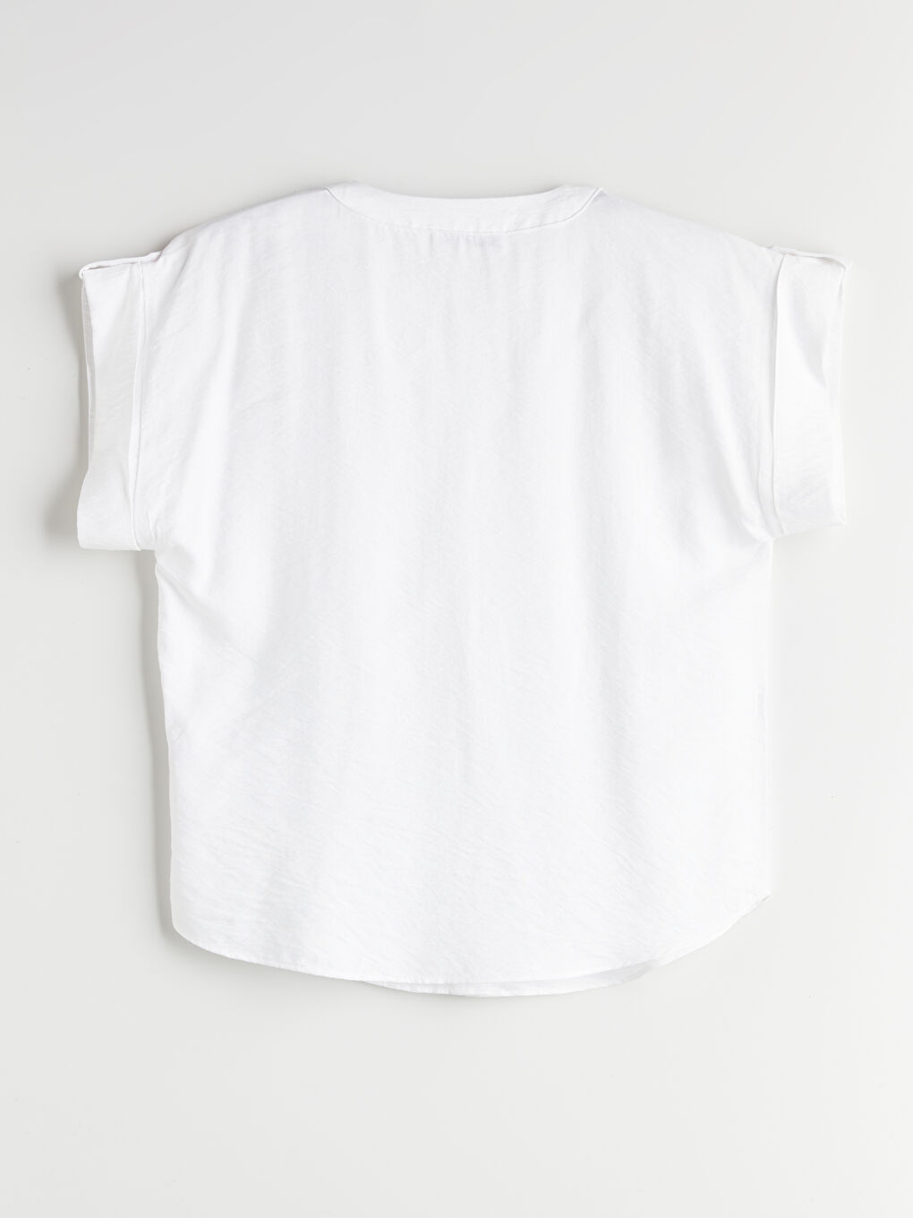 LCWAIKIKI Classic Notch Neck Women's Shirt -W54119Z8-FEW