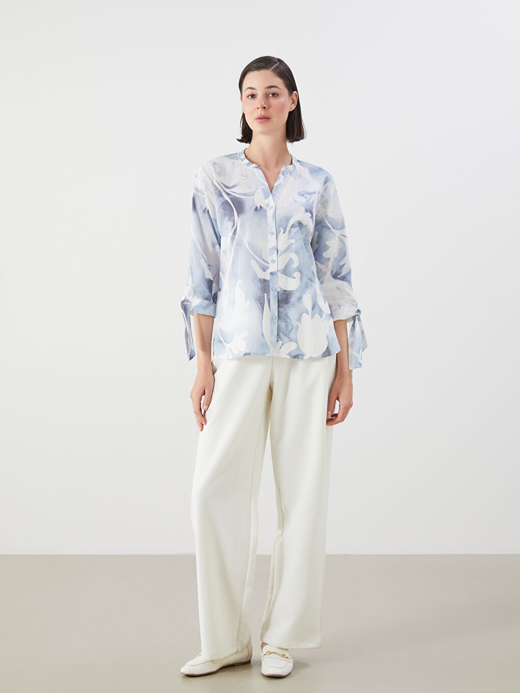 LCWAIKIKI Classic Woman BLUE Blouse -W54121Z8-LQQ