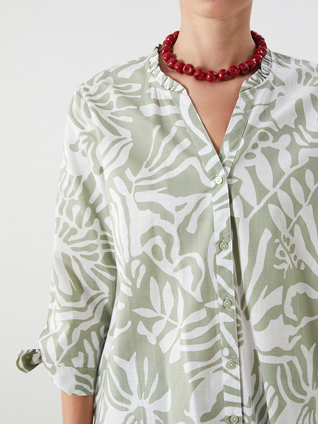 LCWAIKIKI Classic Woman GREEN Blouse -W54121Z8-LRR