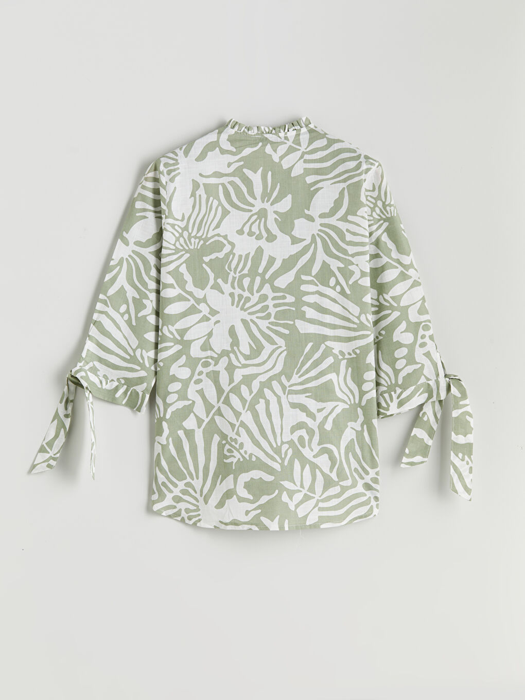 LCWAIKIKI Classic Woman GREEN Blouse -W54121Z8-LRR