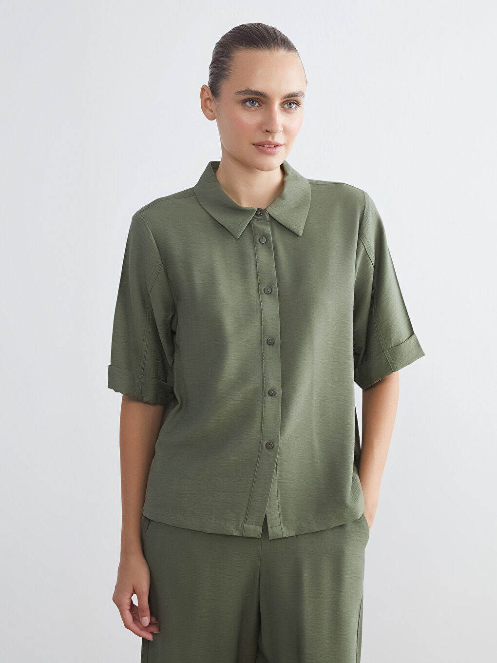 LCWAIKIKI Classic Loose Fit Women's Shirt -W54139Z8-SYW