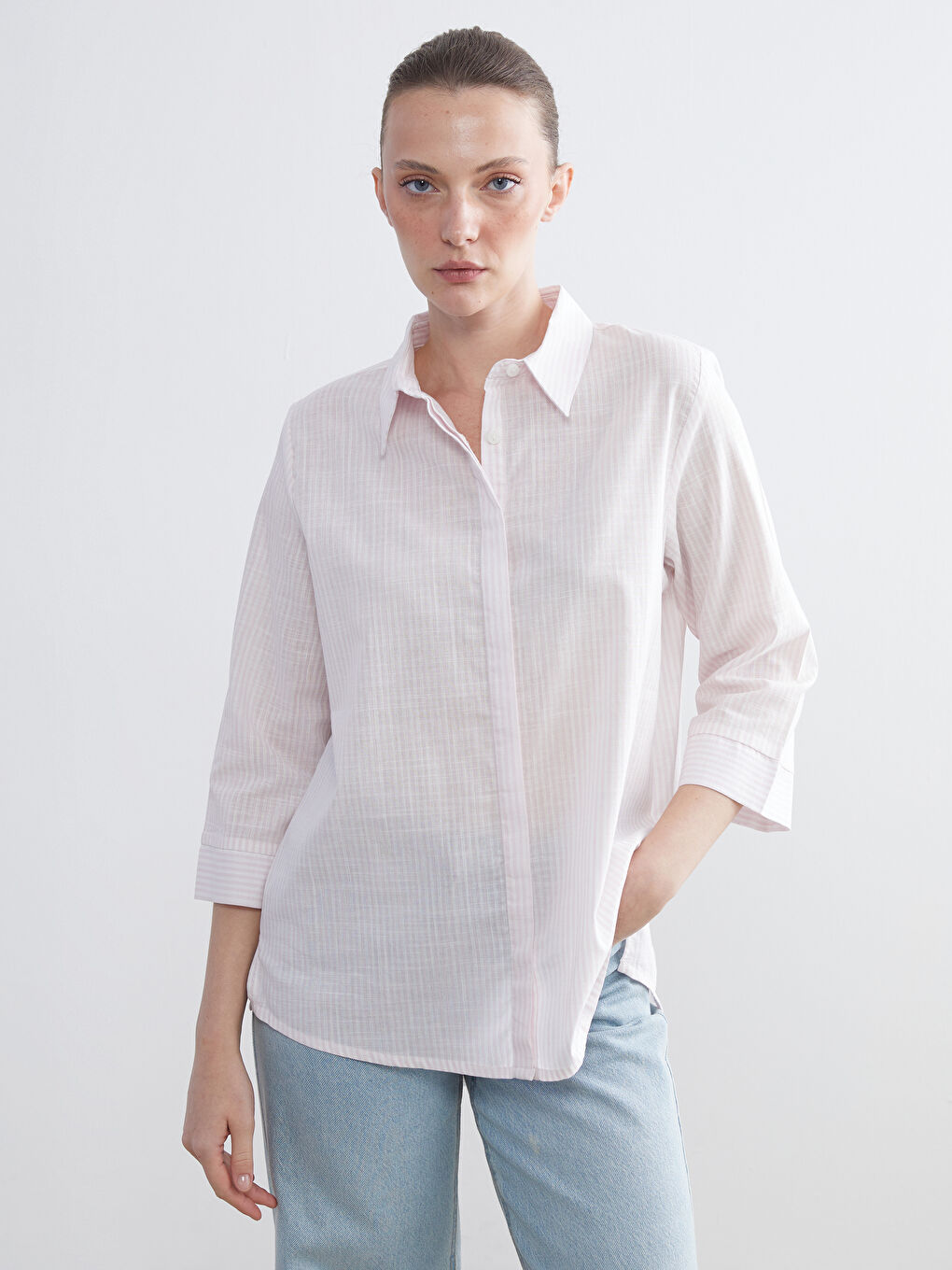 LCWAIKIKI Classic Striped Women's Shirt -W54141Z8-LHK