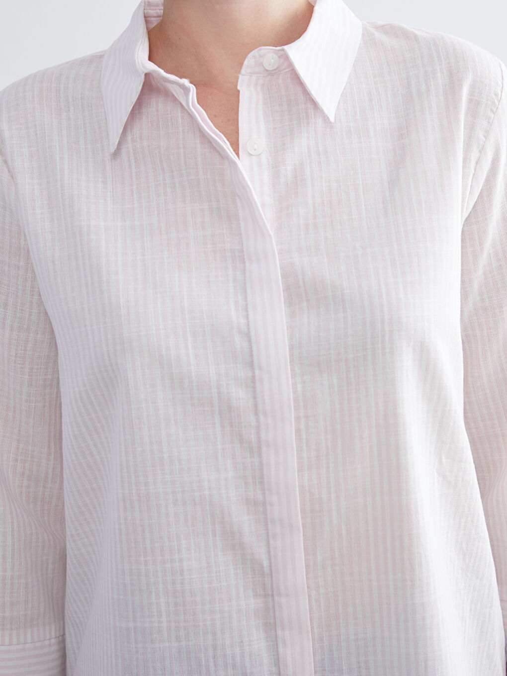 LCWAIKIKI Classic Striped Women's Shirt -W54141Z8-LHK