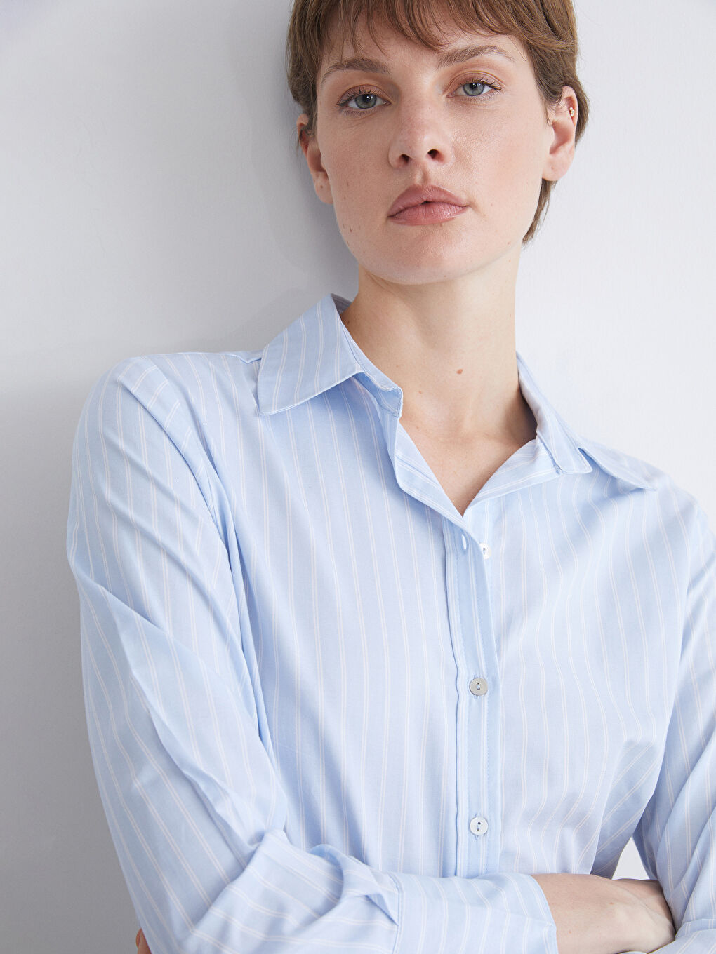 LCWAIKIKI Classic Striped Poplin Women's Shirt -W54149Z8-LEN